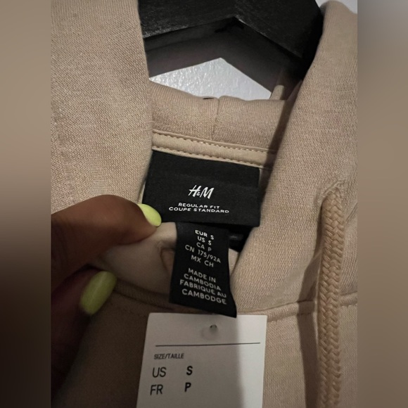 Brand New H&M Unisex Hoodie - Picture 2 of 4